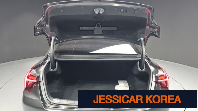 2023 Kia K8 - Thumbnail 10