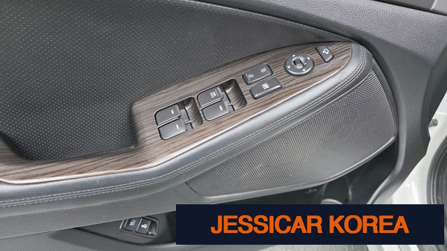 2012 Kia K5 - Thumbnail 13