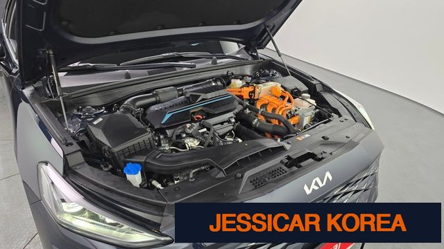 2022 Kia K8 Hybrid - Thumbnail 4