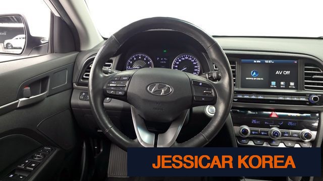 2020 Hyundai The New Avante AD - Thumbnail 4
