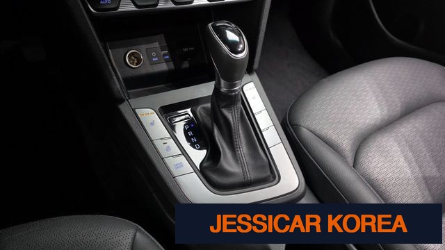2020 Hyundai The New Avante AD - Thumbnail 15