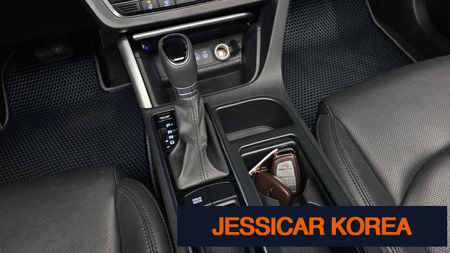 2016 Hyundai LF Sonata - Thumbnail 3