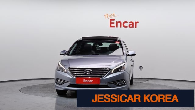 2016 Hyundai LF Sonata - Thumbnail 16