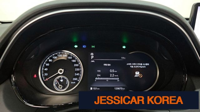 2021 Genesis GV70 - Thumbnail 16