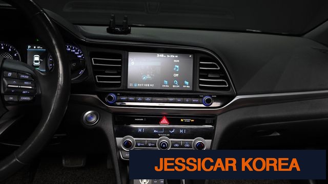 2019 Hyundai The New Avante AD - Thumbnail 2
