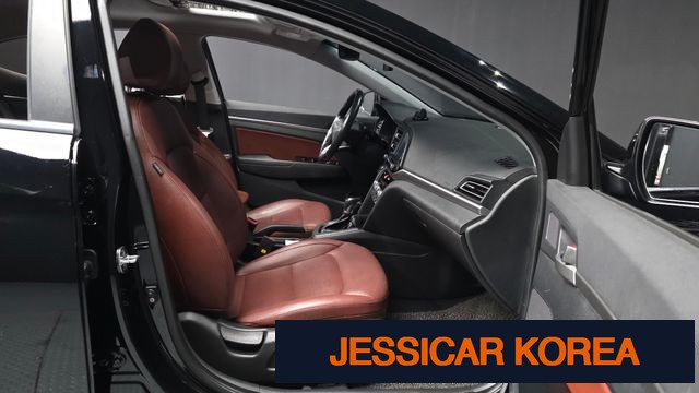 2019 Hyundai The New Avante AD - Thumbnail 16