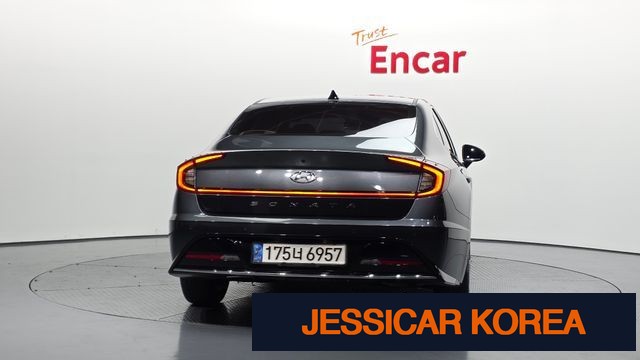 2022 Hyundai Sonata (DN8) - Thumbnail 6