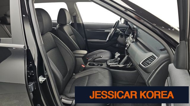 2023 Kia Seltos - Thumbnail 4
