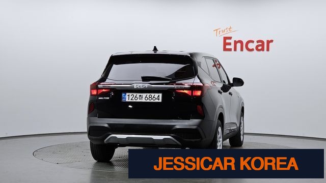 2023 Kia Seltos - Thumbnail 5