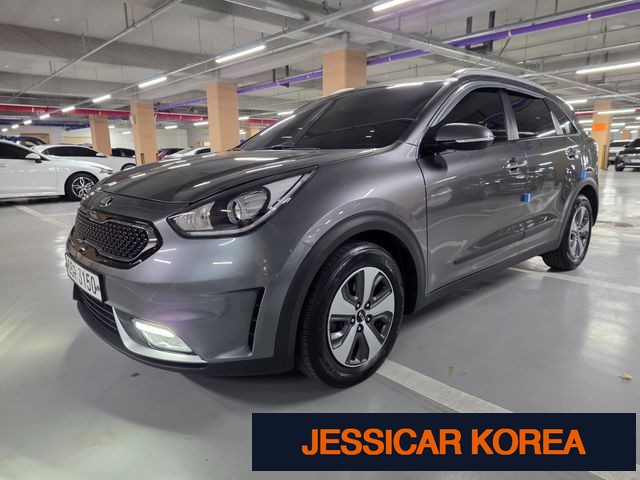 2018 Kia Niro - Thumbnail 15