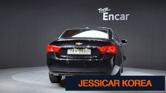 2016 Chevrolet Impala - Thumbnail 3