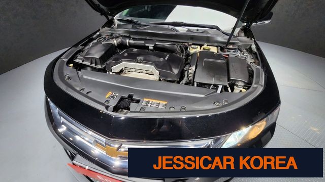2016 Chevrolet Impala - Thumbnail 4