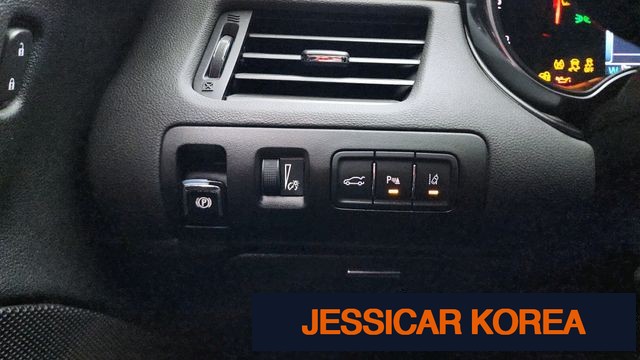 2016 Chevrolet Impala - Thumbnail 14