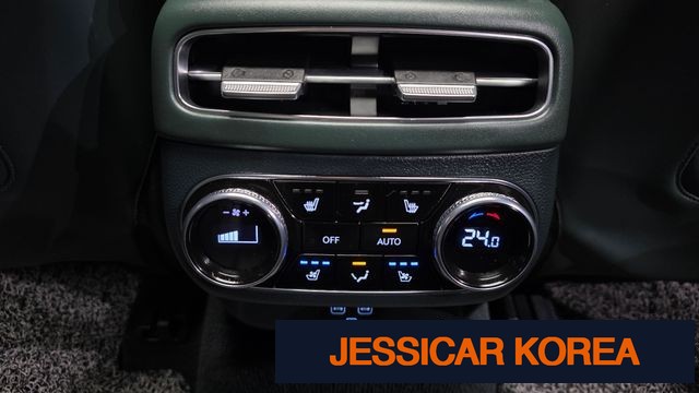 2022 Genesis Electrified GV70 - Thumbnail 6