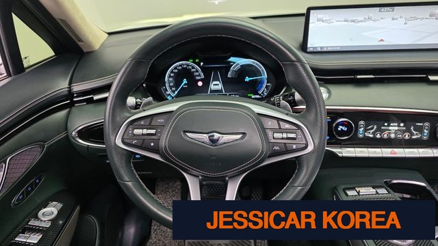2022 Genesis Electrified GV70 - Thumbnail 8