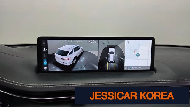 2022 Genesis Electrified GV70 - Thumbnail 14