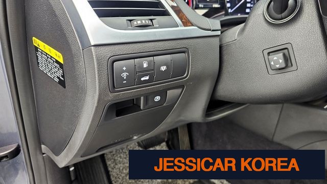 2016 Hyundai Genesis DH - Thumbnail 12