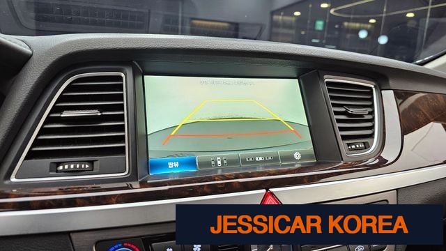 2016 Hyundai Genesis DH - Thumbnail 15