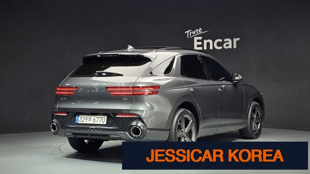 2023 Genesis GV70 - Thumbnail 16