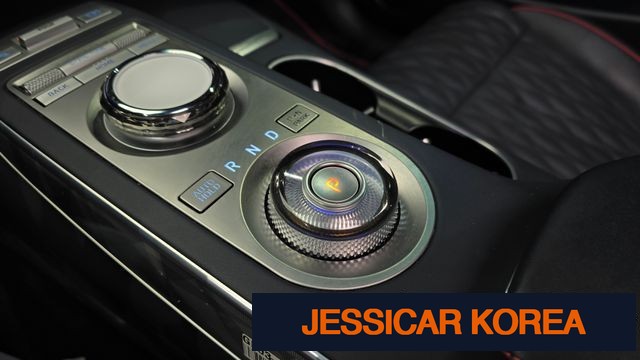 2023 Genesis GV70 - Thumbnail 18