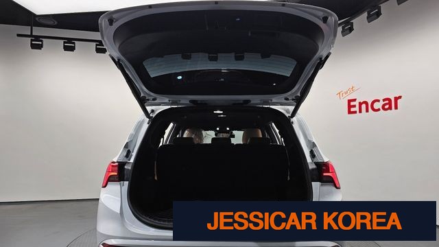 2022 Hyundai The New Santa Fe - Thumbnail 2