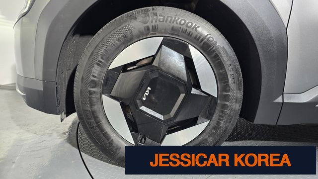 2024 Kia EV9 - Thumbnail 5