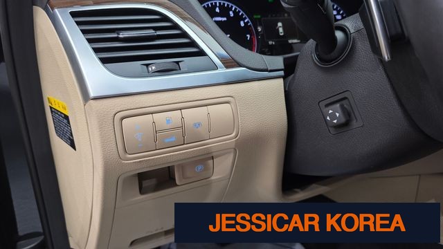 2016 Hyundai Genesis DH - Thumbnail 19