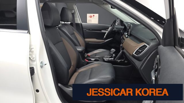 2021 Kia Seltos - Thumbnail 18
