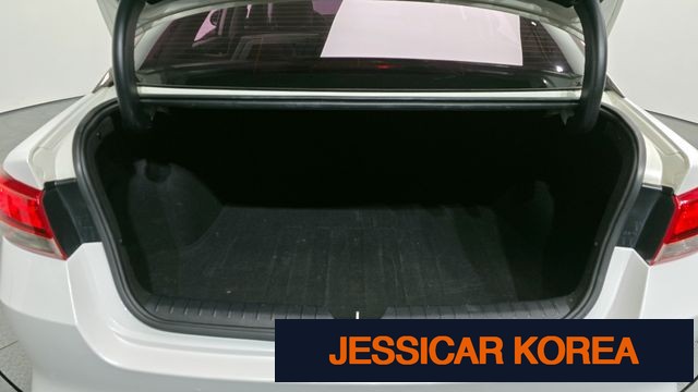 2017 Kia K5 2nd generation - Thumbnail 12