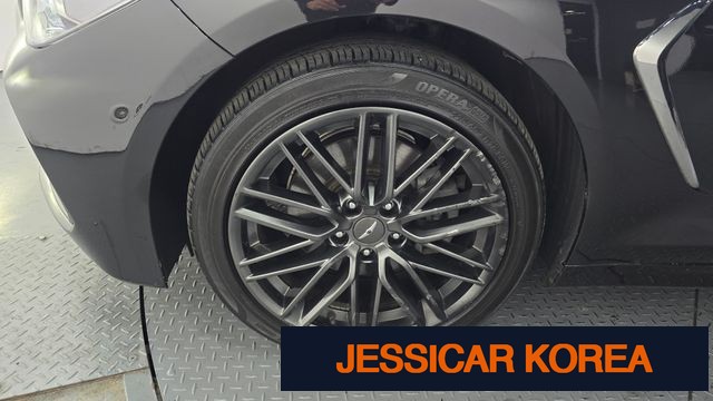 2019 Genesis G70 - Thumbnail 18