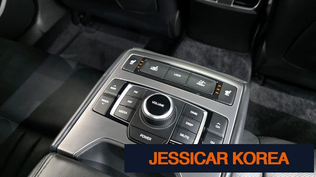 2014 Hyundai Genesis DH - Thumbnail 11