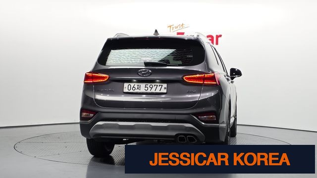 2019 Hyundai Santa Fe TM - Thumbnail 3