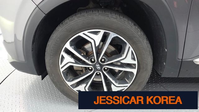 2019 Hyundai Santa Fe TM - Thumbnail 4