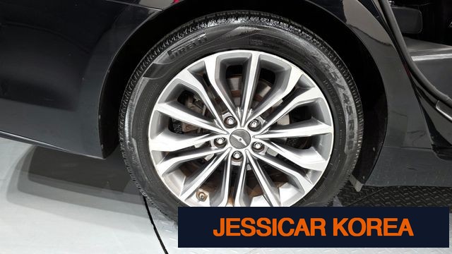 2014 Hyundai Genesis DH - Thumbnail 7
