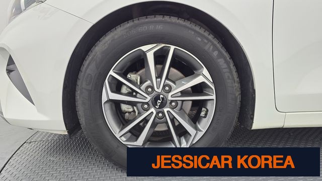 2022 Kia The New K3 2nd Generation - Thumbnail 4