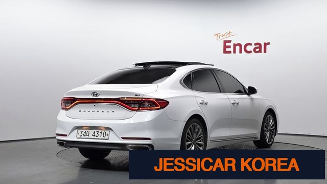 2018 Hyundai Grandeur IG - Thumbnail 3