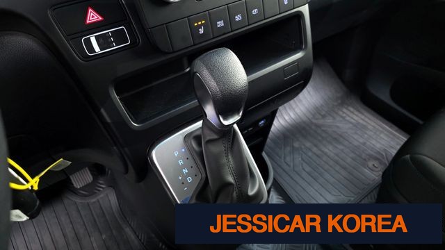 2025 Hyundai Staria - Thumbnail 19