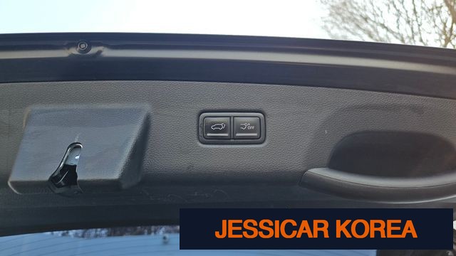 2021 Kia Carnival 4th Gen - Thumbnail 7