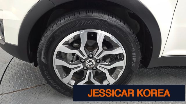 2016 KG Mobility New Korando C - Thumbnail 8