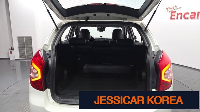 2016 KG Mobility New Korando C - Thumbnail 10