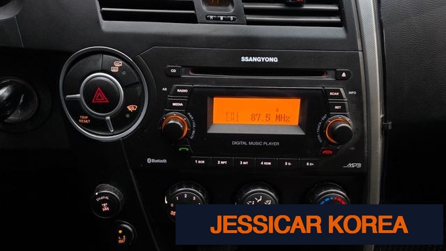 2014 KG Mobility Korando Sports - Thumbnail 3