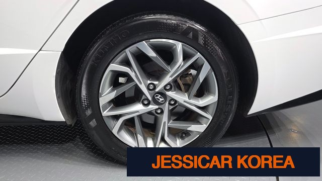 2022 Hyundai Sonata (DN8) - Thumbnail 3
