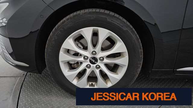 2023 Kia K8 - Thumbnail 2