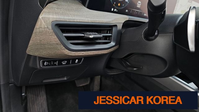 2023 Kia K8 - Thumbnail 5
