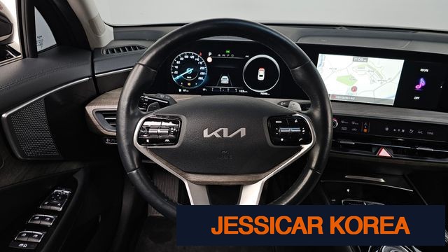 2023 Kia K8 - Thumbnail 10