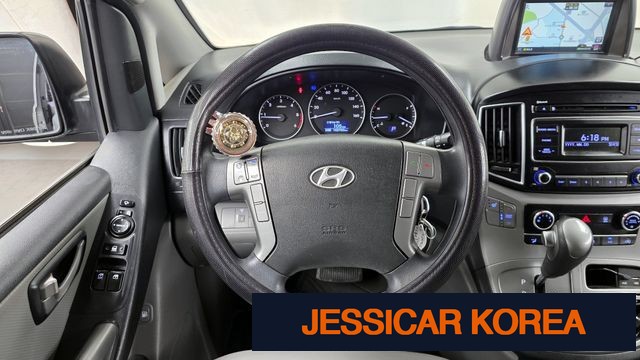 2016 Hyundai Grand Starex - Thumbnail 3