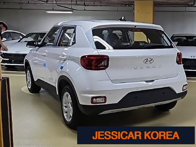 2026 Hyundai Venue - Thumbnail 3