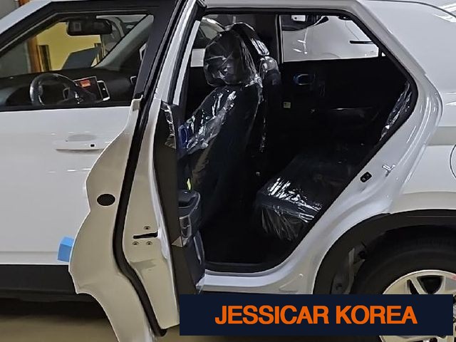 2026 Hyundai Venue - Thumbnail 5