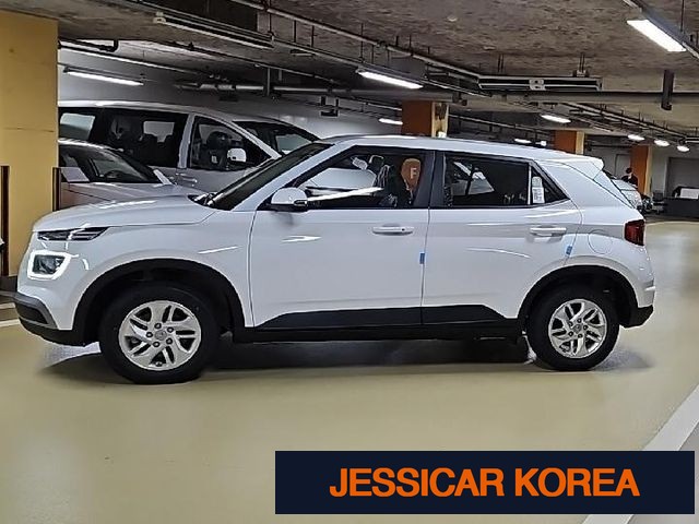 2026 Hyundai Venue - Thumbnail 8