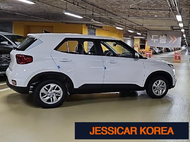 2026 Hyundai Venue - Thumbnail 13